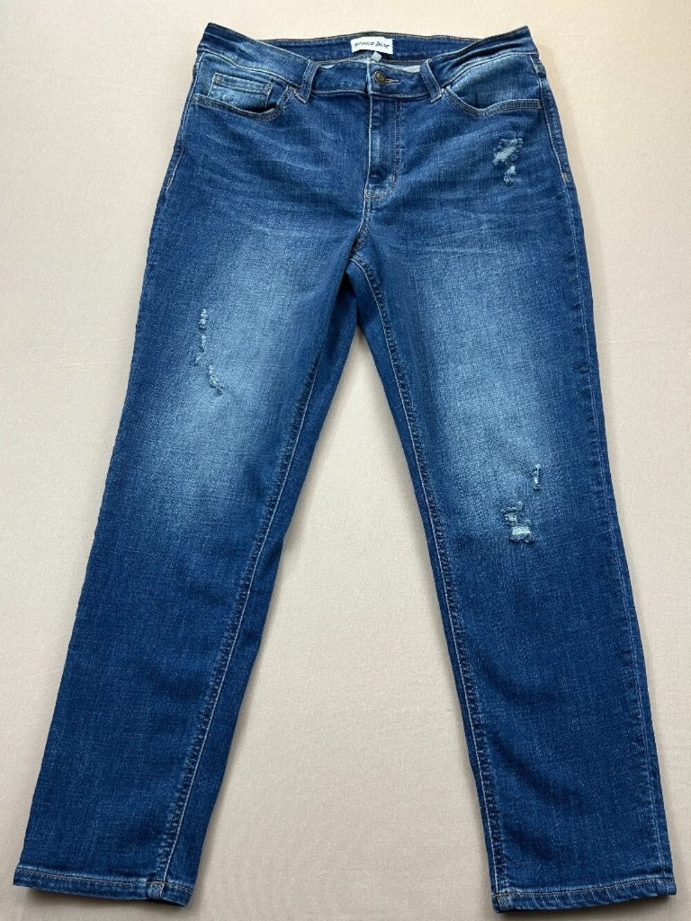 Studio Blue Jeans Womens Size 31 Blue Denim Mid Rise Straight Croped Stretch